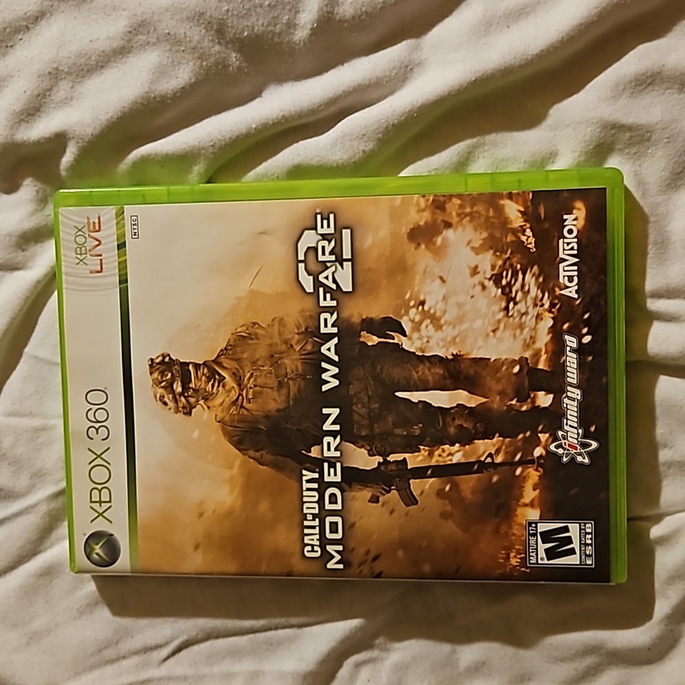 1/2 PRICE🔻Xbox Activision Call of Duty Modern Warfare 2